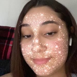 Meet your Posher, Deandra